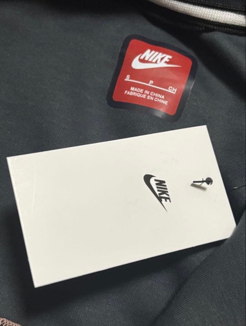 Nike Synaworldコラボテックフリースセットアップ