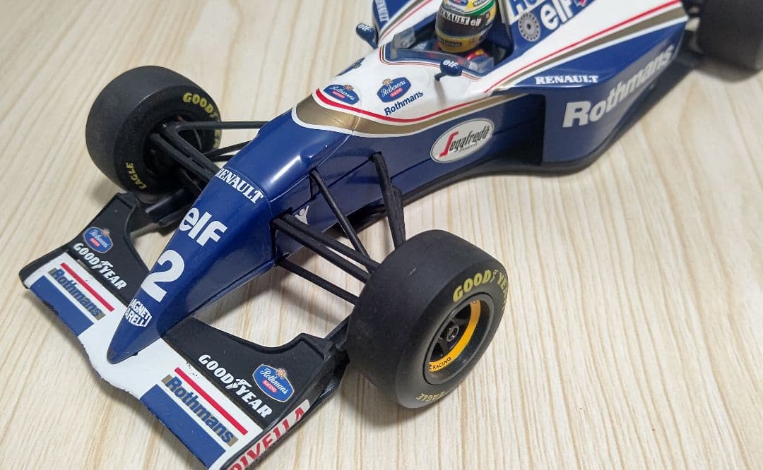 PMA ミニチャンプス ロスマンズ アイルトン・セナ 1/18 FW16 中古品