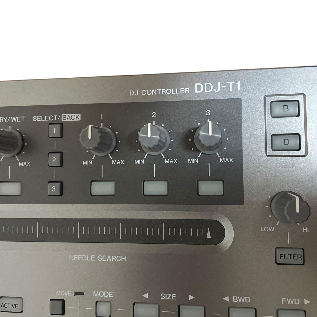 【美品】Pioneer DDJ -T1 DJコントローラー　ケース付き！