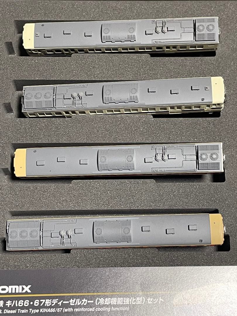 TOMIX キハ66・キハ67形冷却機能強化型 国鉄色とJR九州色の4輛編成