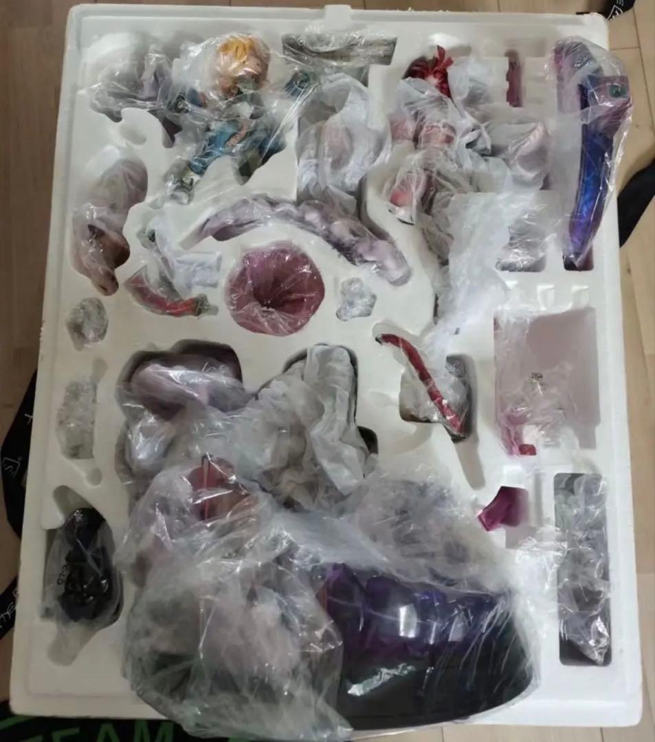 ファイナルファンタジーIXTsumeジタン vs クジャ スタチュー フィギュア