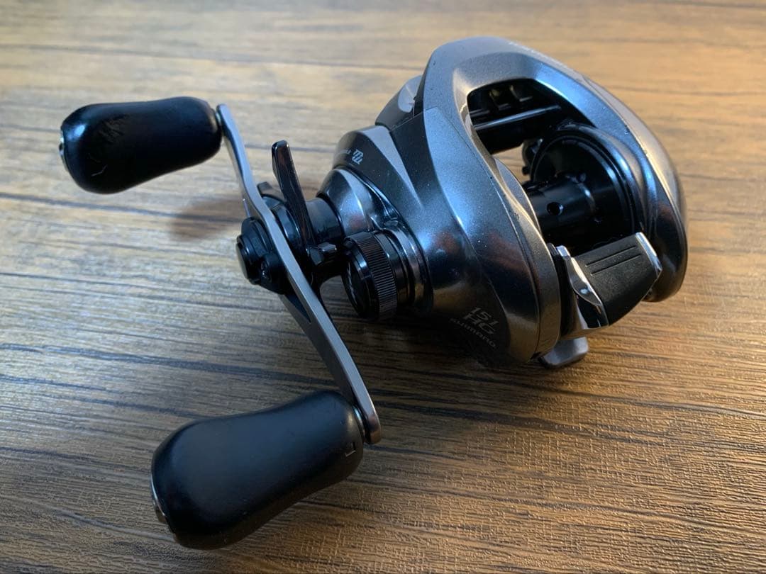 シマノ17クロナーク MGL 151HG 左ハンドル