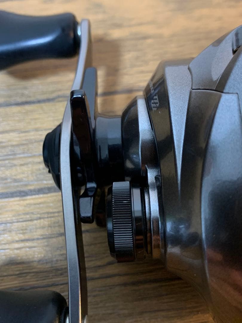 シマノ17クロナーク MGL 151HG 左ハンドル