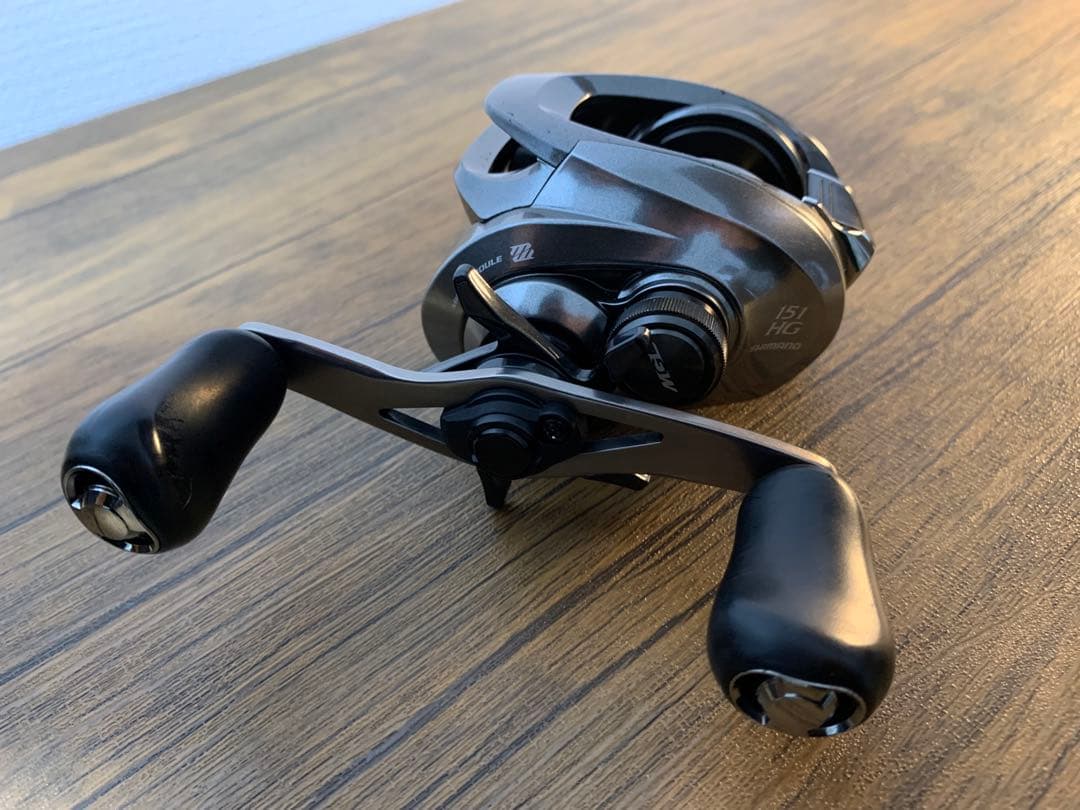 シマノ17クロナーク MGL 151HG 左ハンドル