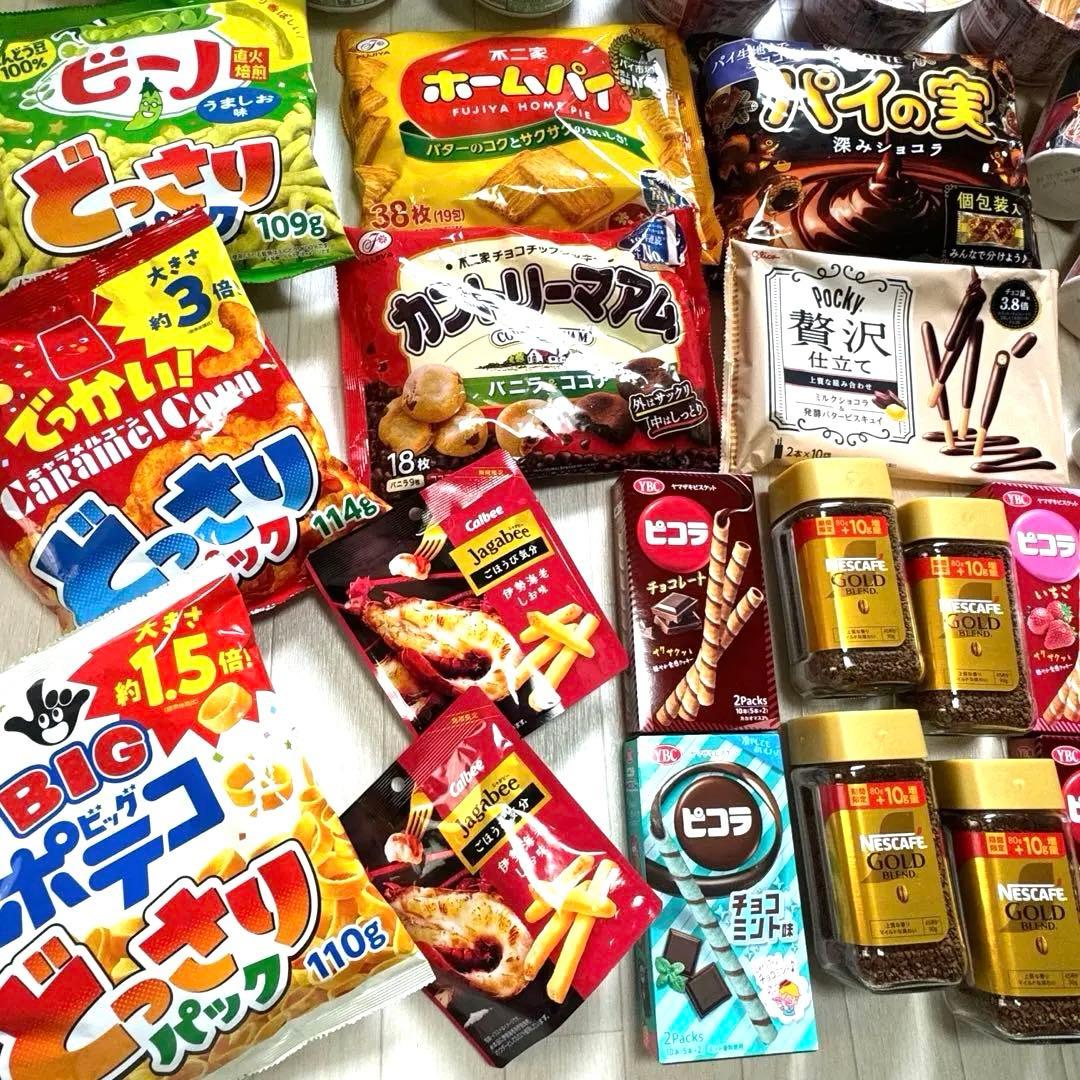 カップ麺・菓子等/ 赤いきつね・麺職人・UFO・ ごつ盛り・ネスカフェGOLD