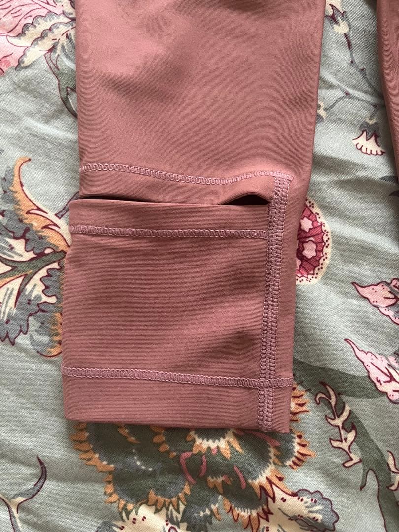 ストレスフリースターラップレギンス／レッドビーン6-M （トレンカパンツ）