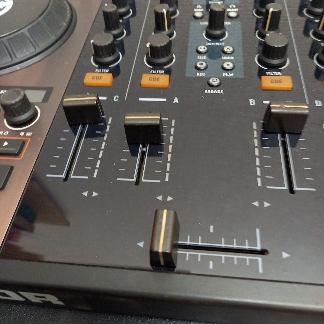 g*d様 Native Traktor Kontrol S4 DJ 1180