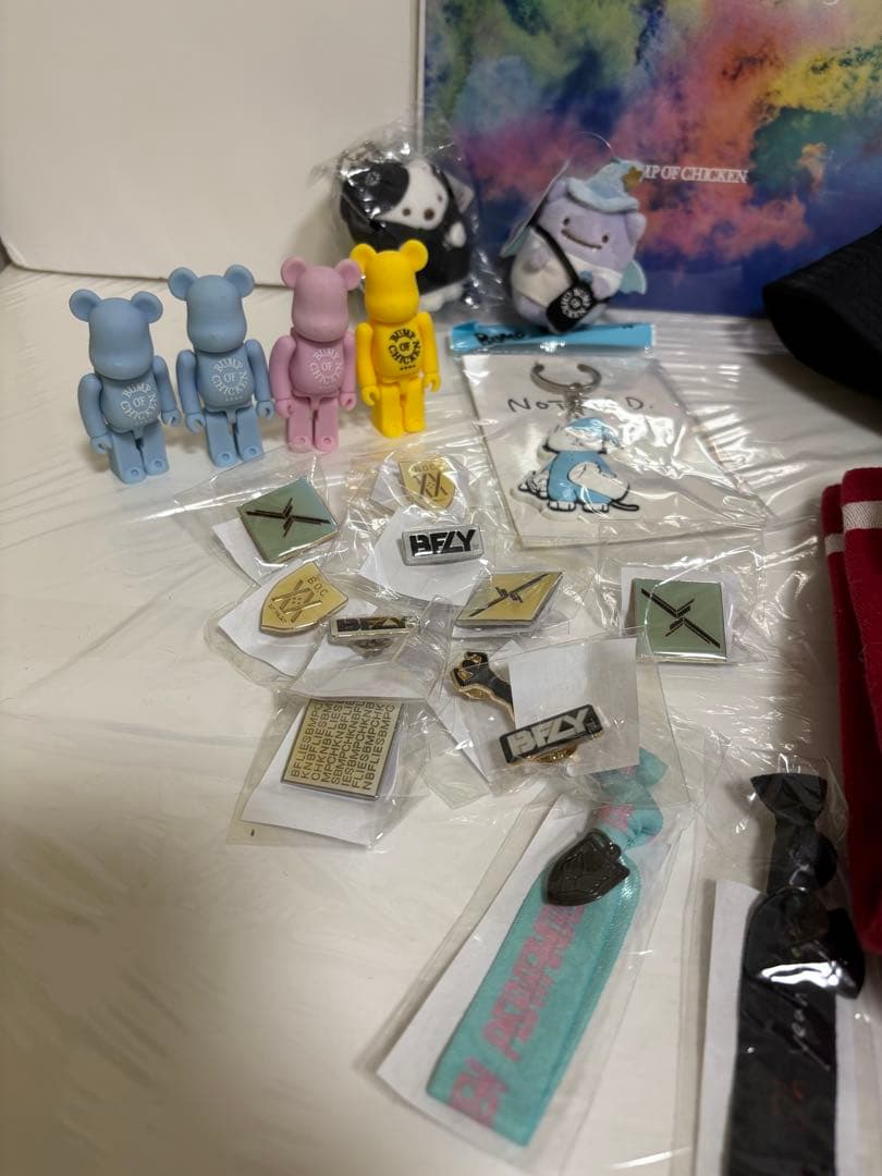 bump of chicken グッズセット　バケハ　バッグ　ベアブリックなど