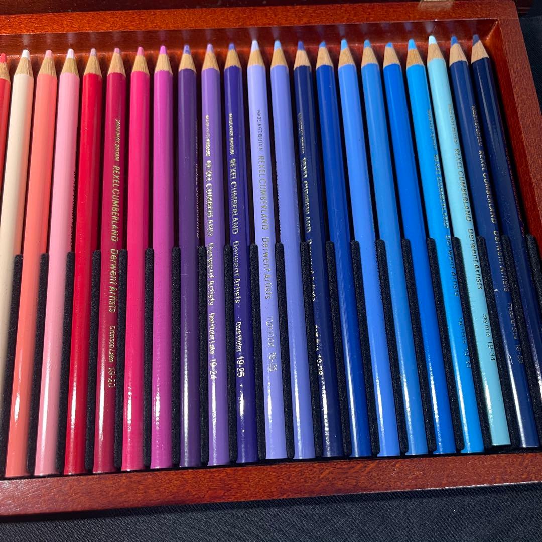 A861⭐︎美品 DERWENT ダーウェント 色鉛筆 72色 木箱入 イギリス