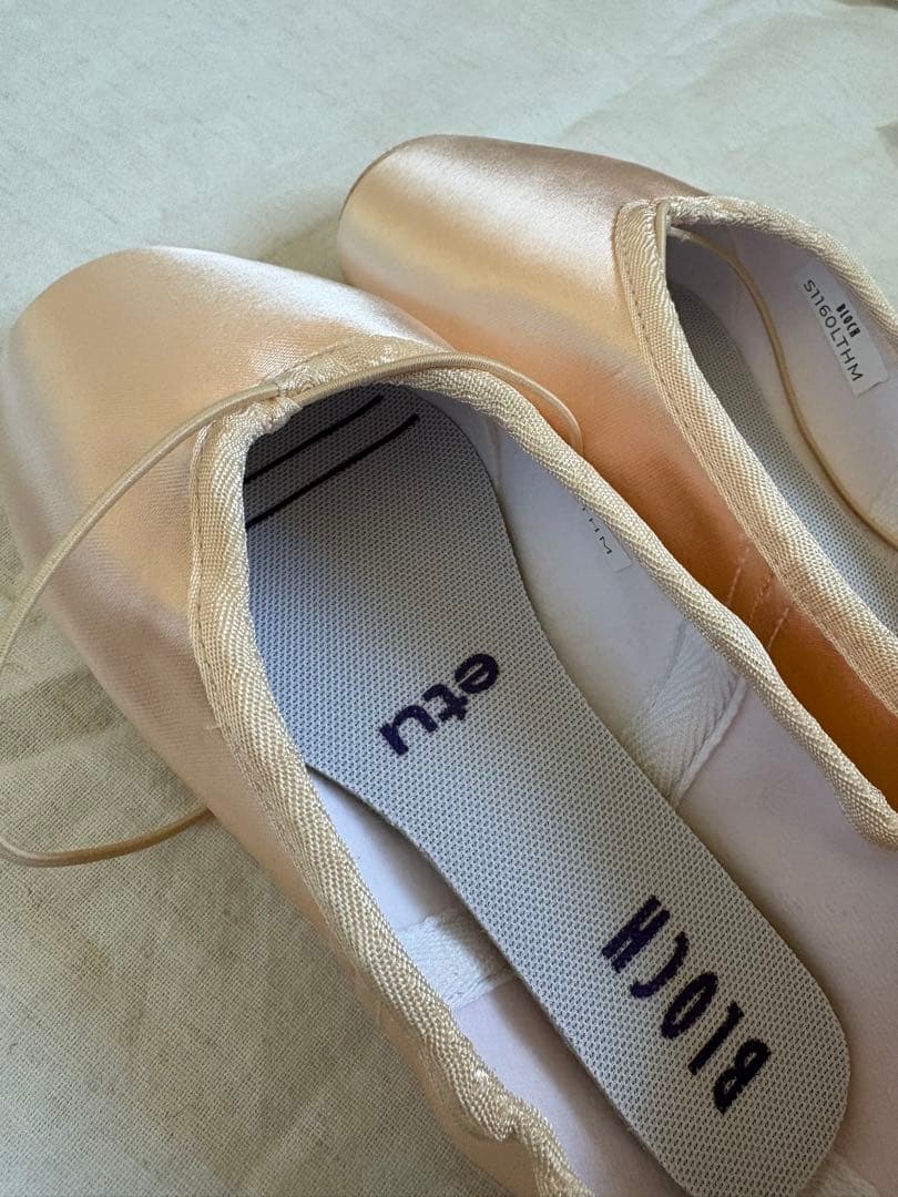 【BLOCH】 etu トゥシューズ ベージュ 4.5 XX