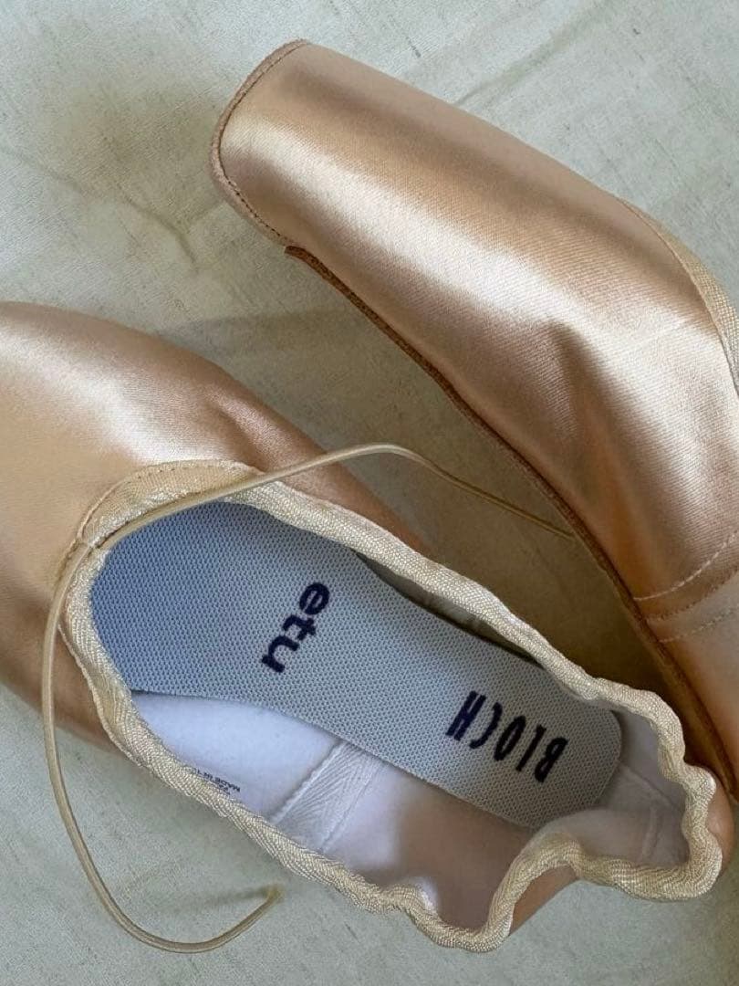 【BLOCH】 etu トゥシューズ ベージュ 4.5 XX