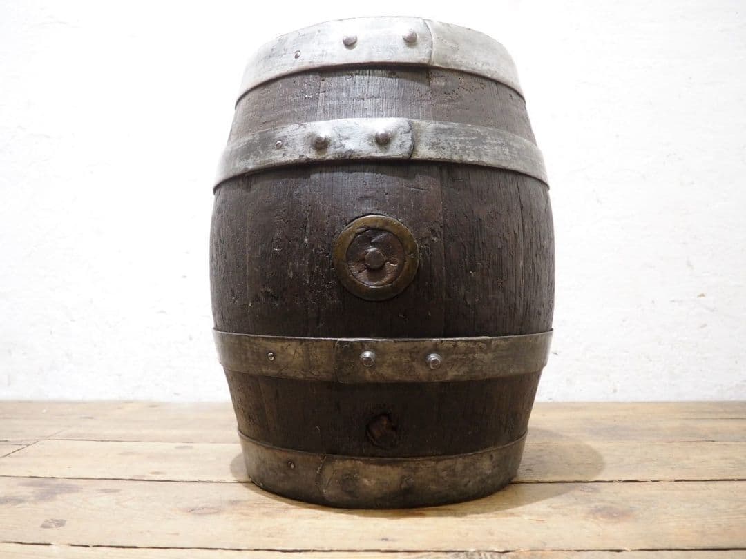 1142 ヴィンテージ　古い木樽のオブジェ　椅子　スツール　レトロ　アンティーク