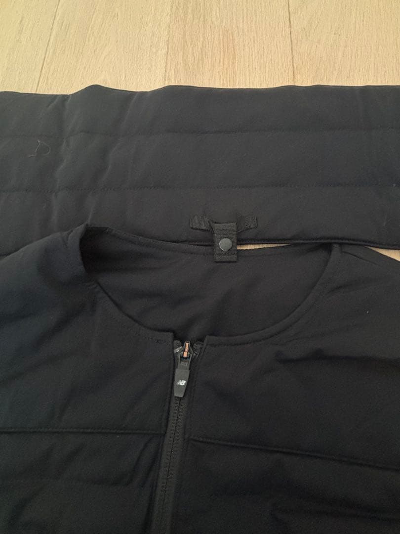 ニューバランスゴルフ 中綿 ワンピース ベスト 1 ロゴテープ 黒