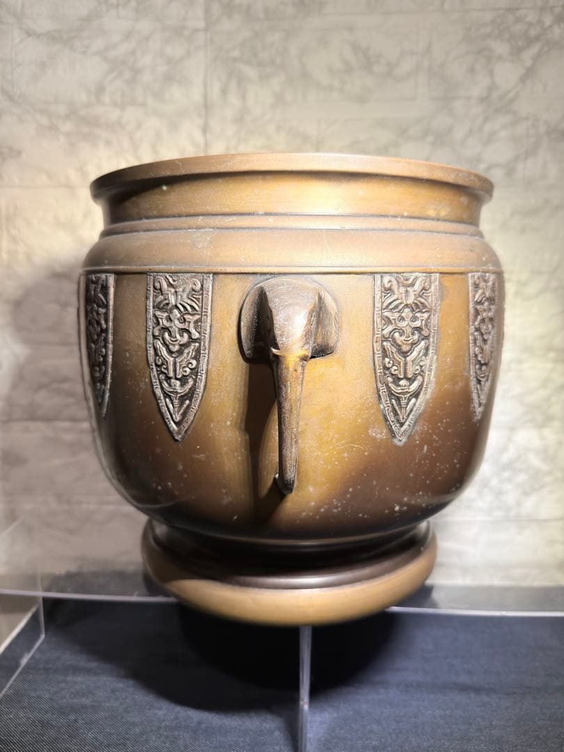 【極希少】 象双耳 真鍮製 火鉢 圧巻の細密彫刻 時代物 古美術 睡蓮鉢にも