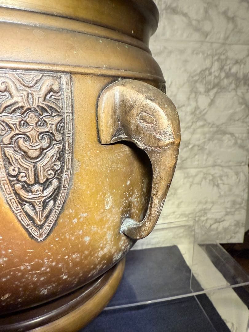 【極希少】 象双耳 真鍮製 火鉢 圧巻の細密彫刻 時代物 古美術 睡蓮鉢にも