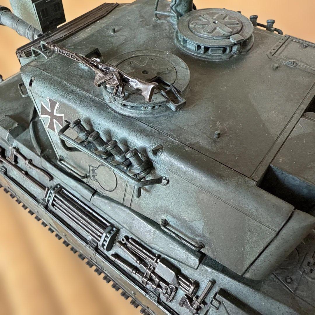 西ドイツ陸軍中戦車　レオパルド2型　￼1/35