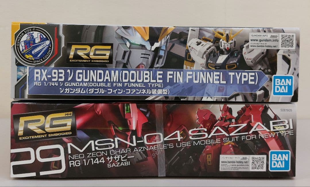 新品　RG 1/144 νガンダム(ダブル・フィン・ファンネル装備型)　サザビー