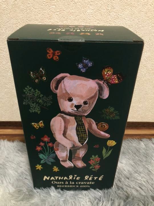 Nathalie Lete Ours a la cravate 400％