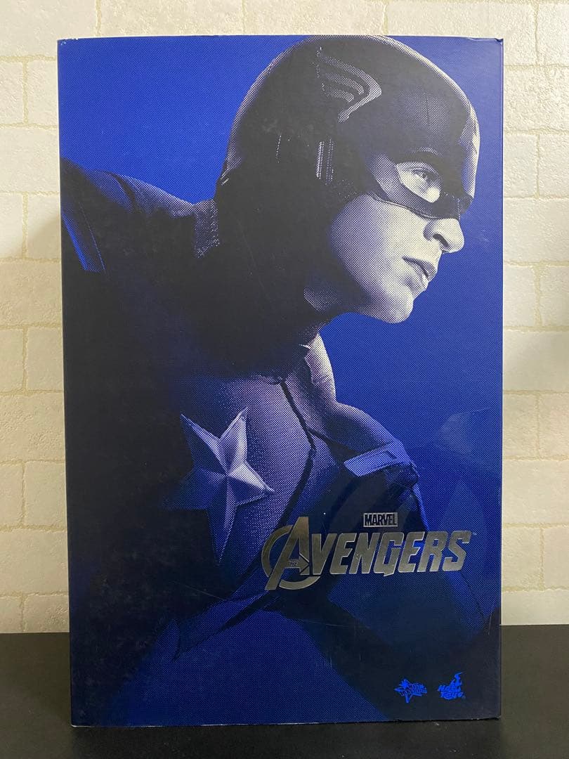 HOT TOYS キャプテン・アメリカ AVENGERS アベンジャーズ