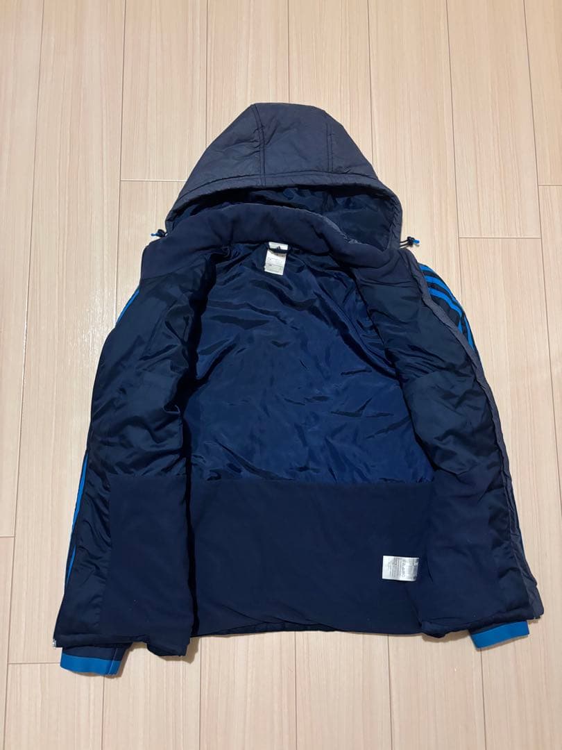 レアル・マドリード ダウンジャケット チャンピオンズリーグ Mサイズ