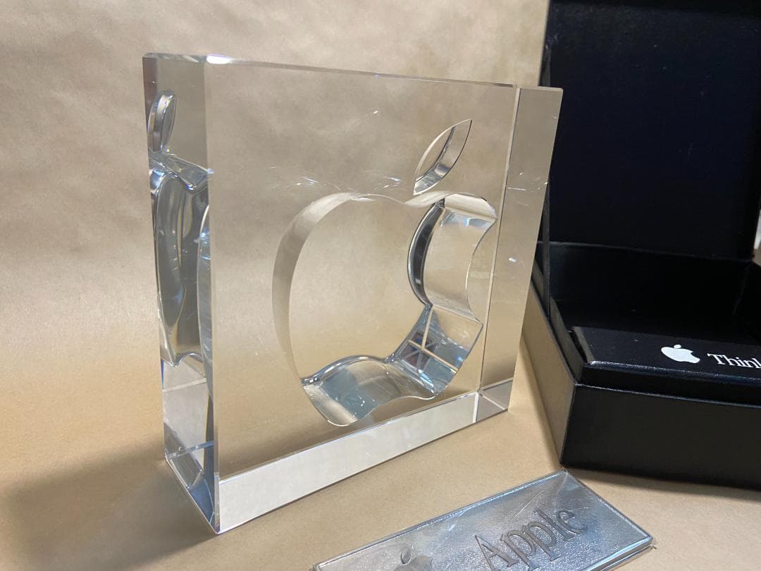 Apple 非売品 HOYA製クリスタルガラス オブジェ