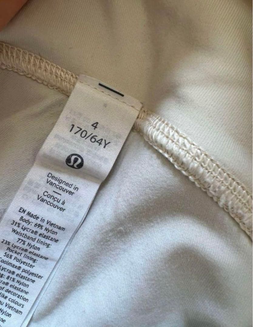 ルルレモン　ホワイト　レギンス