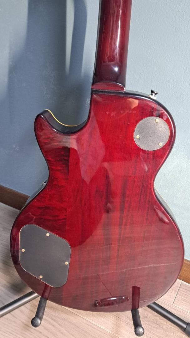 Tokai Love Rock ゴールドエレキギター　レスポールタイプ