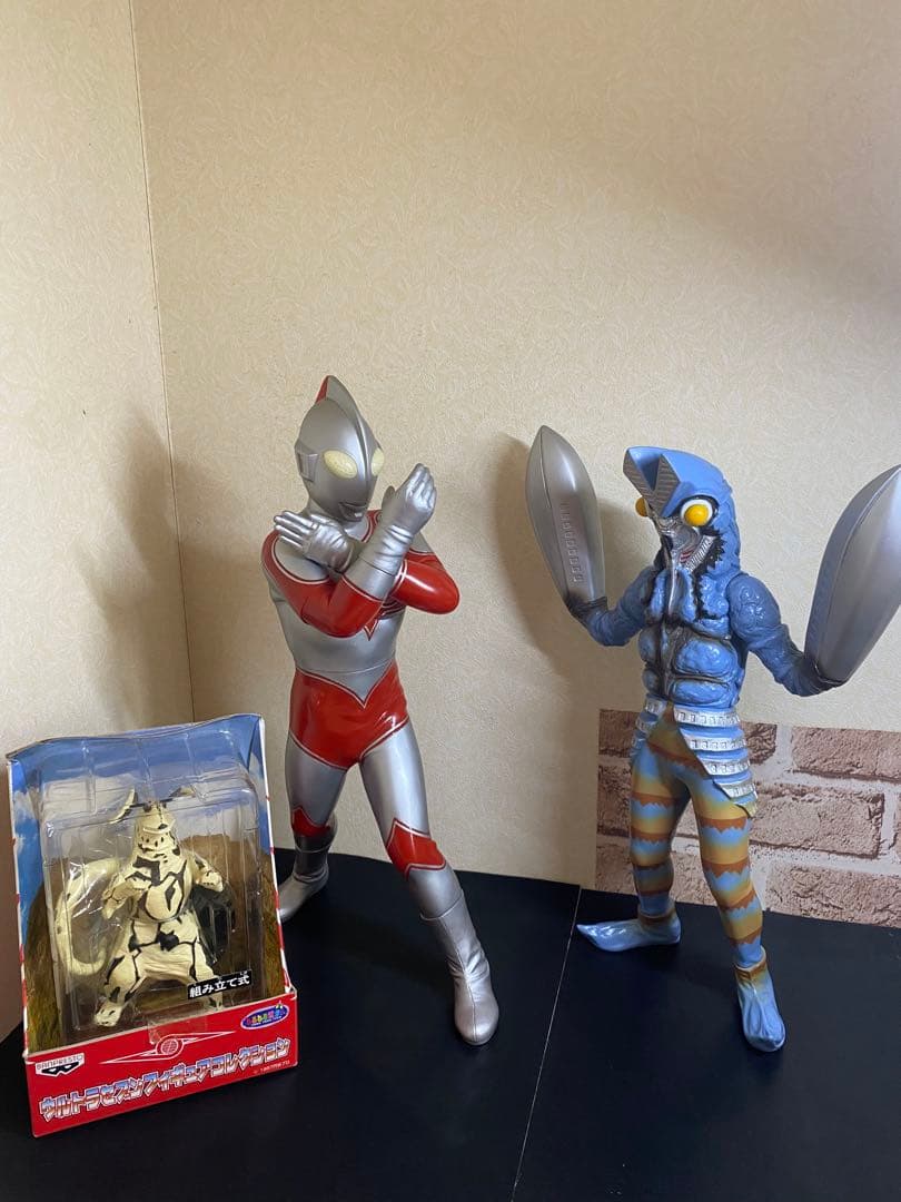【美品】帰ってきたウルトラマン　バルタン星人　40cmフィギュア　エレキング