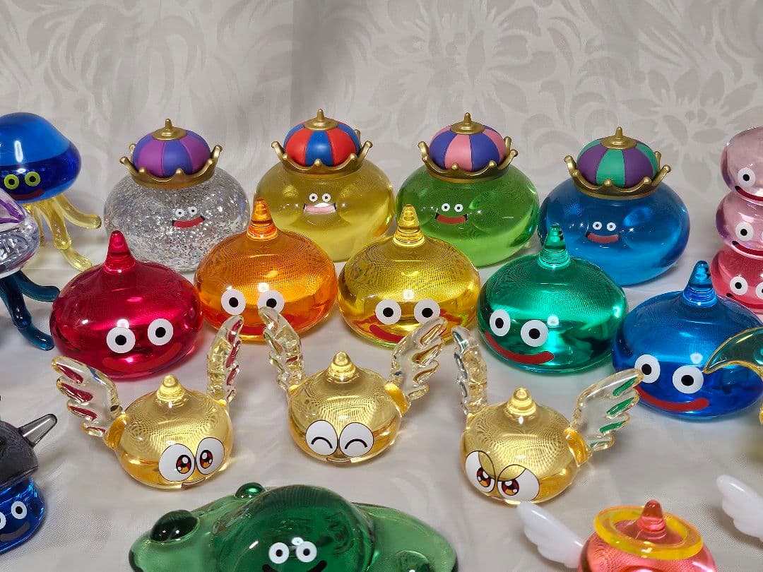 ドラクエ　クリアスライムフィギュア 約33体