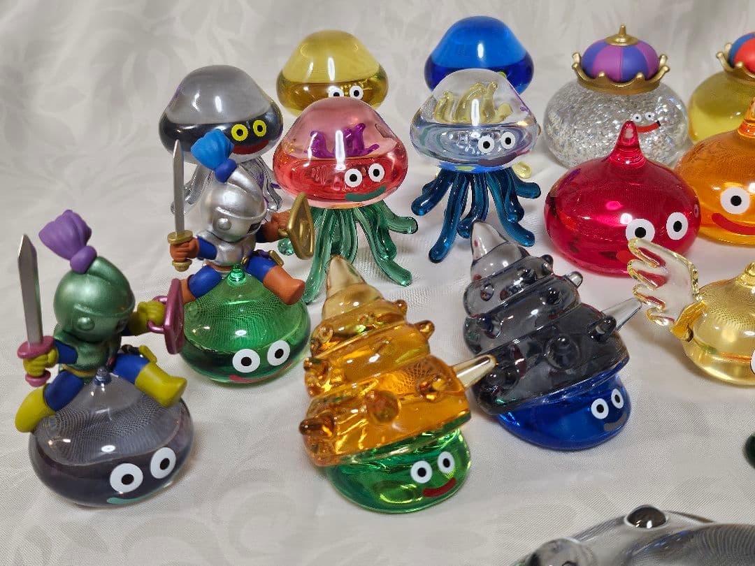 ドラクエ　クリアスライムフィギュア 約33体