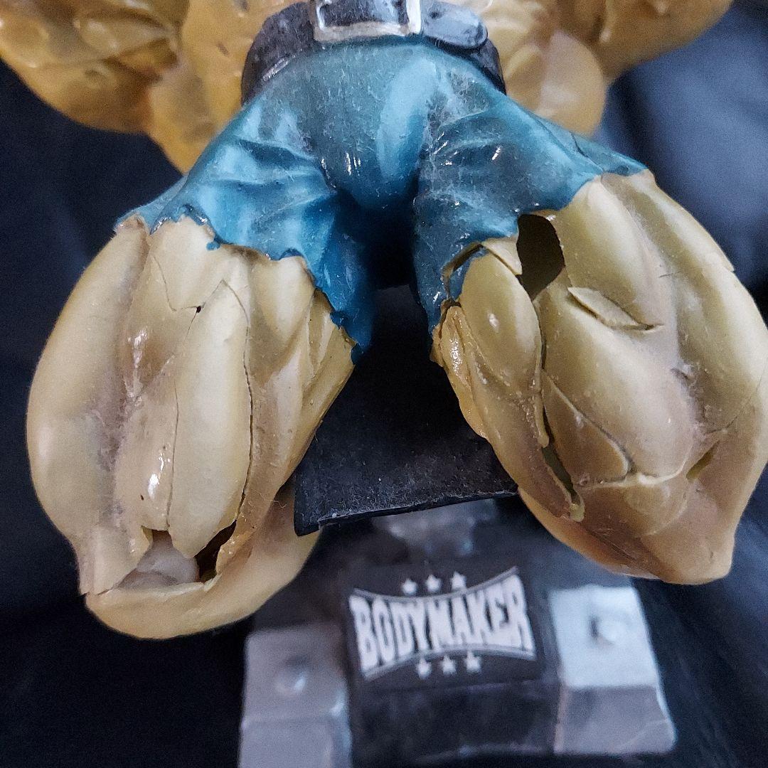 ベンチプレス　フィギュア　ボディメーカー　ボディビル