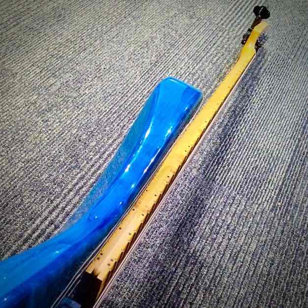 40万Crews Maniac Sound フェンダージャズ ベース クルーズ