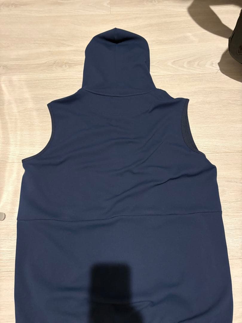 『極美品 XL』Beams Golf フード付きベスト ネイビー