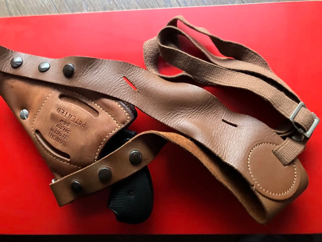 Bianchiショルダーホルスター ＃9R 1 .38/.357【価格交渉歓迎】