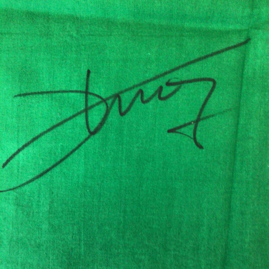 サッカー　読売ウイングス(ヴェルディ)　サイン入エンブレム　旗