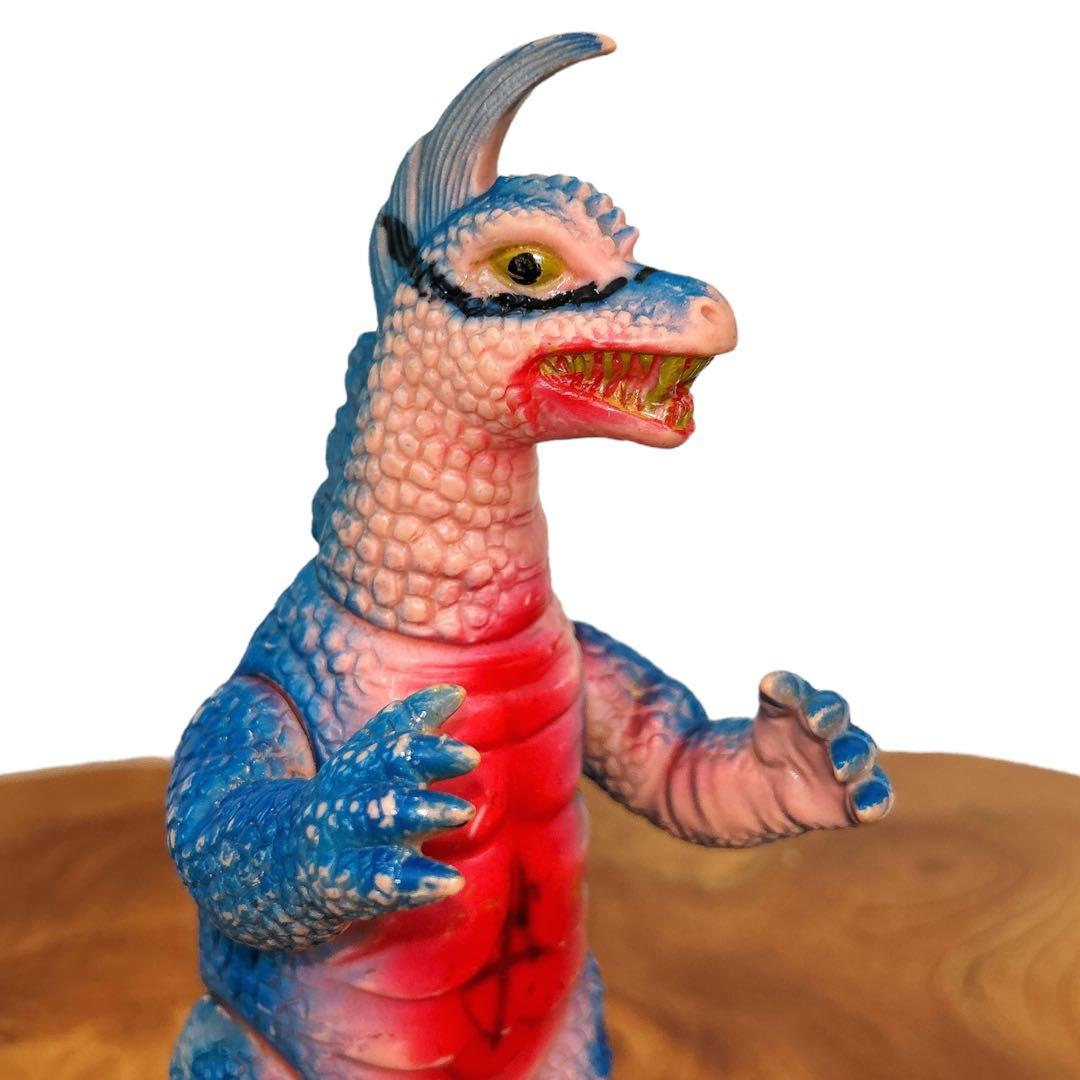 ブルマァク アーストロン 怪獣ソフビ フィギュア ウルトラマン