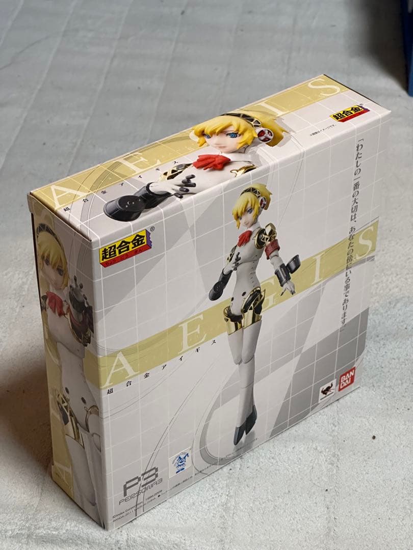 新品 未開封 バンダイ ペルソナ3 超合金 アイギス