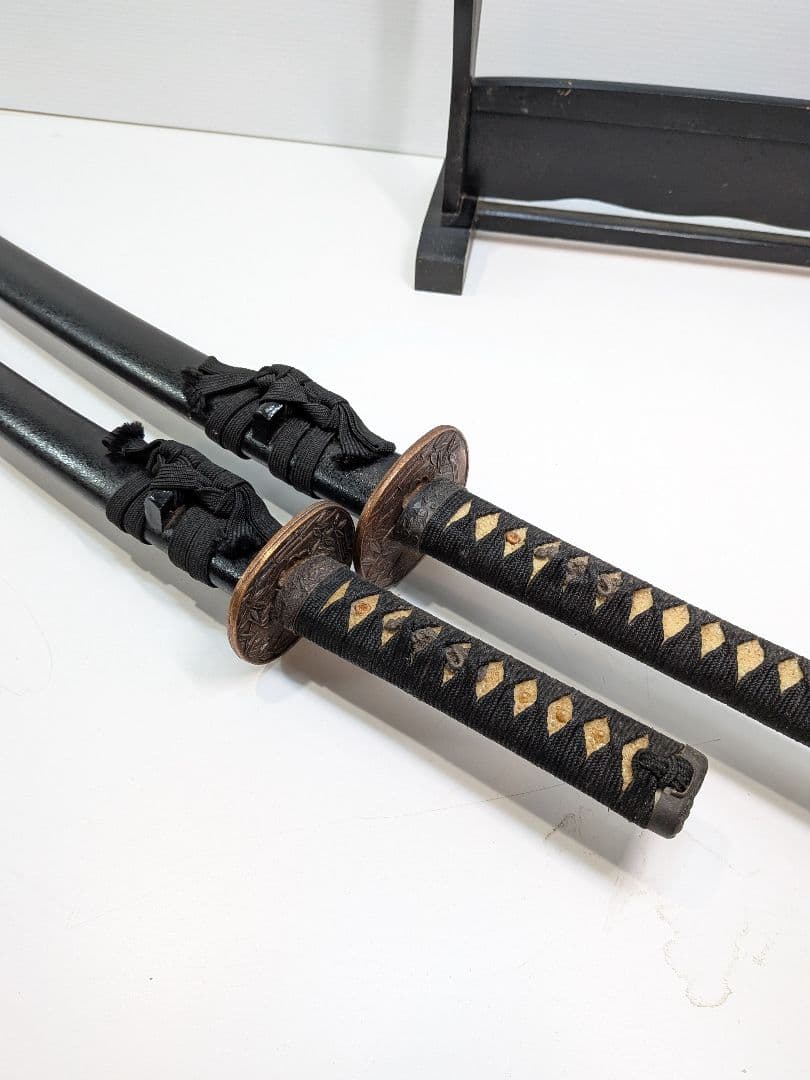 P930 ​【迫力】模造刀 居合刀 大小2本セット 黒石目 樋入り コスプレ