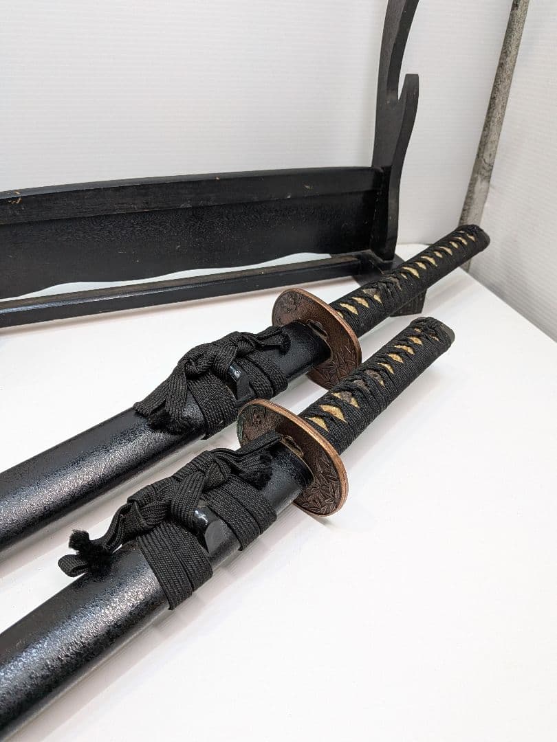 P930 ​【迫力】模造刀 居合刀 大小2本セット 黒石目 樋入り コスプレ