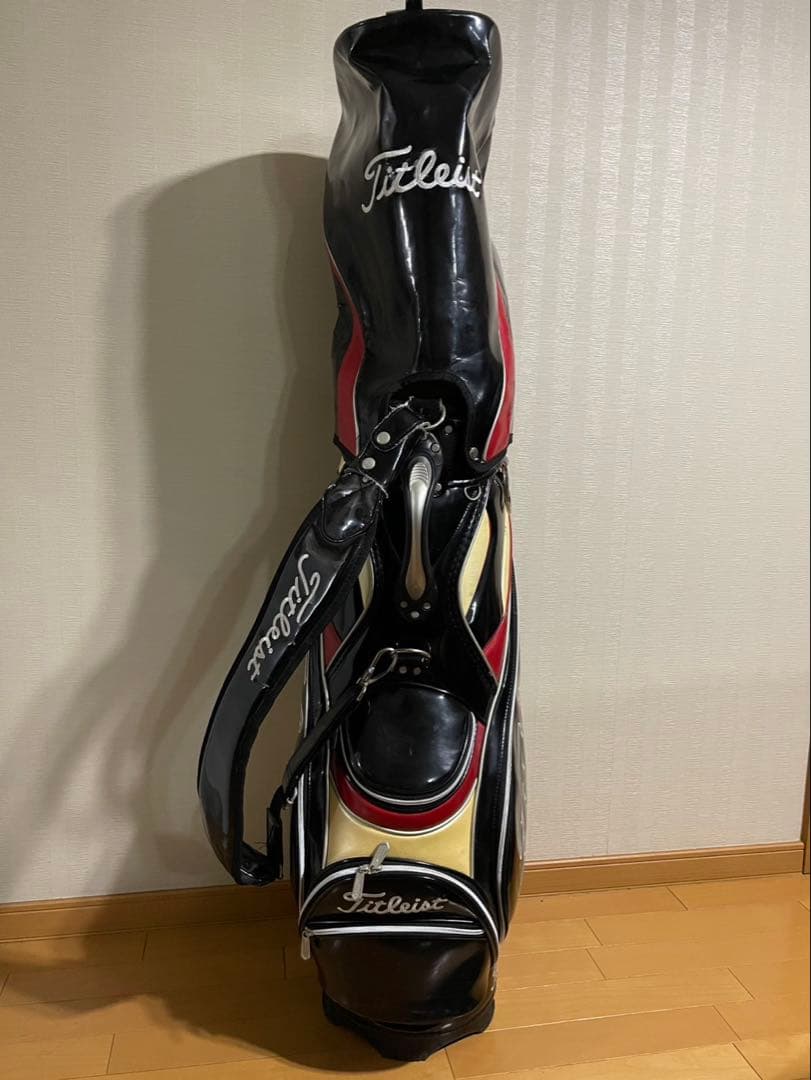 Titleist キャディバッグ 黒赤白 ストライプ