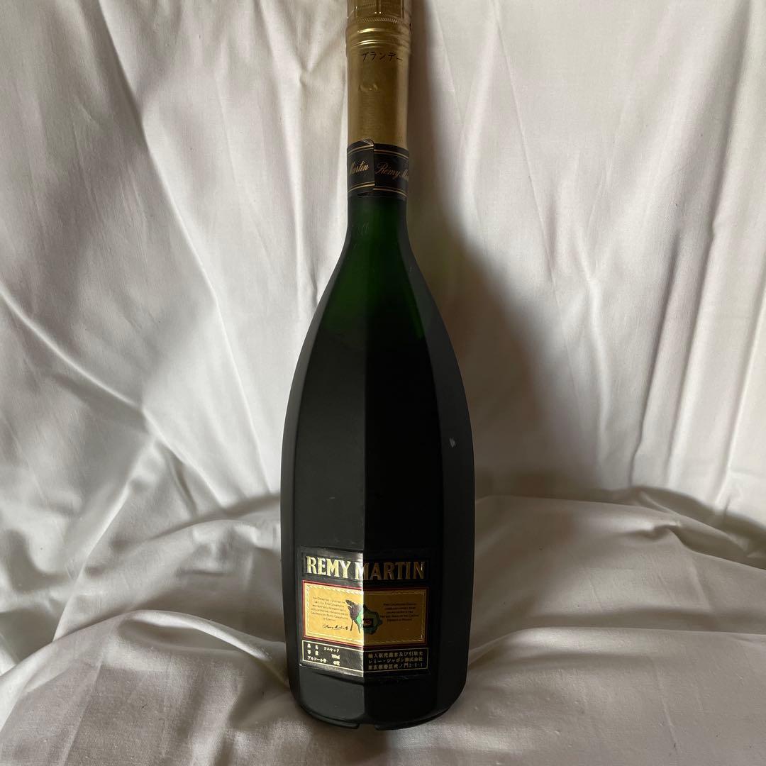 ブランデー REMY MARTIN SUPERIEUR 700ml