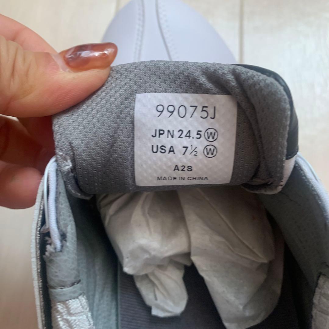 新品■【FOOT JOY フットジョイ】レディース　ゴルフシューズ　24.5 W