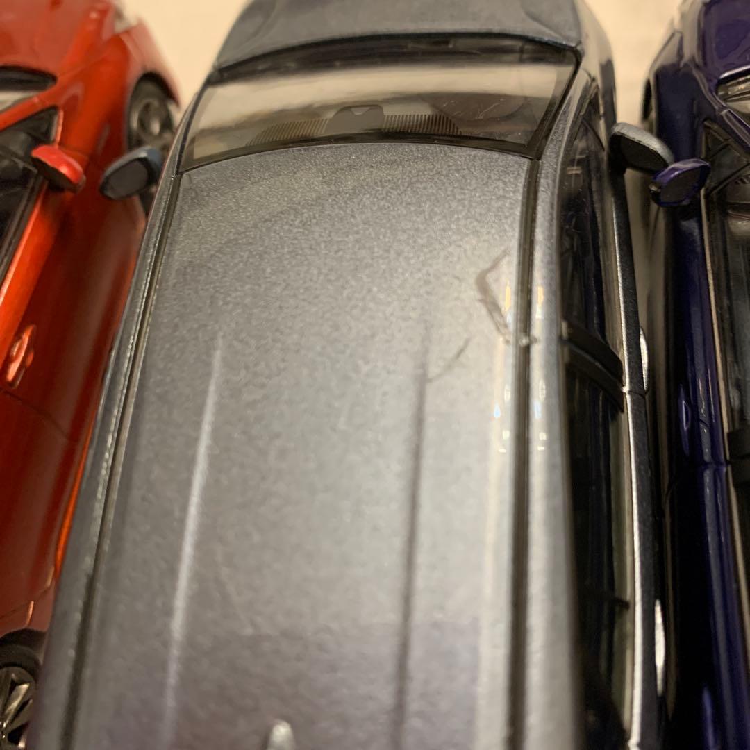 トヨタカローラツーリング、カローラ　カラーサンプル用ミニカー　1/30非売品