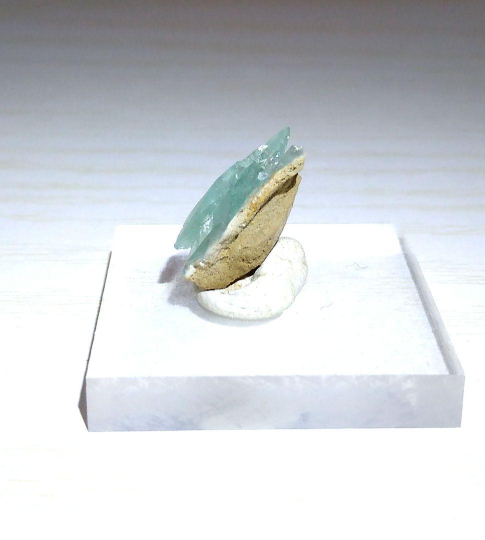 フォスフォフィライト （燐葉石）　超希少宝石 鉱物標本