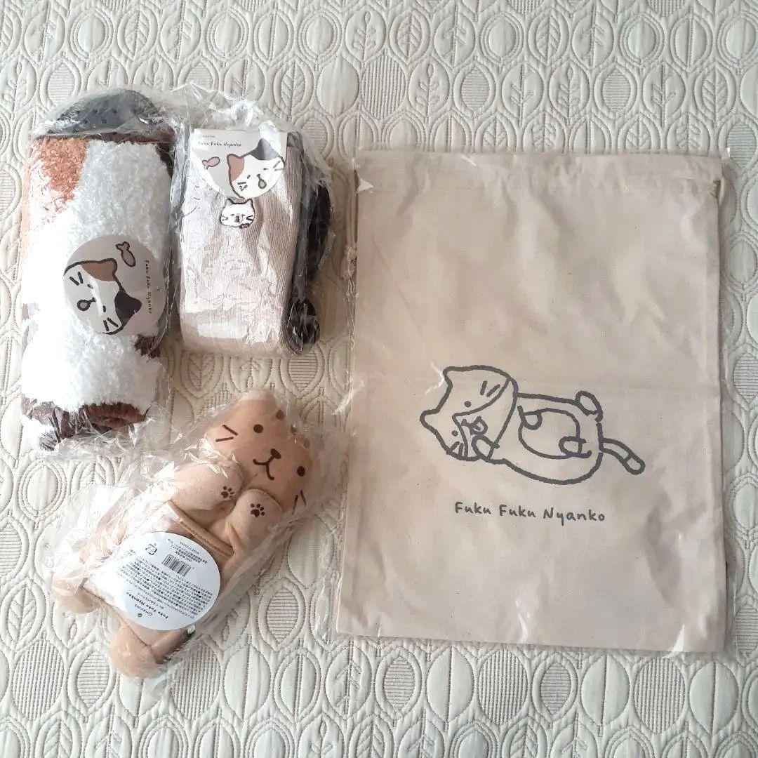 ハピンズ　ふくふくにゃんこ　fukufuku　チャチャ丸　ミケランジェロ　福袋