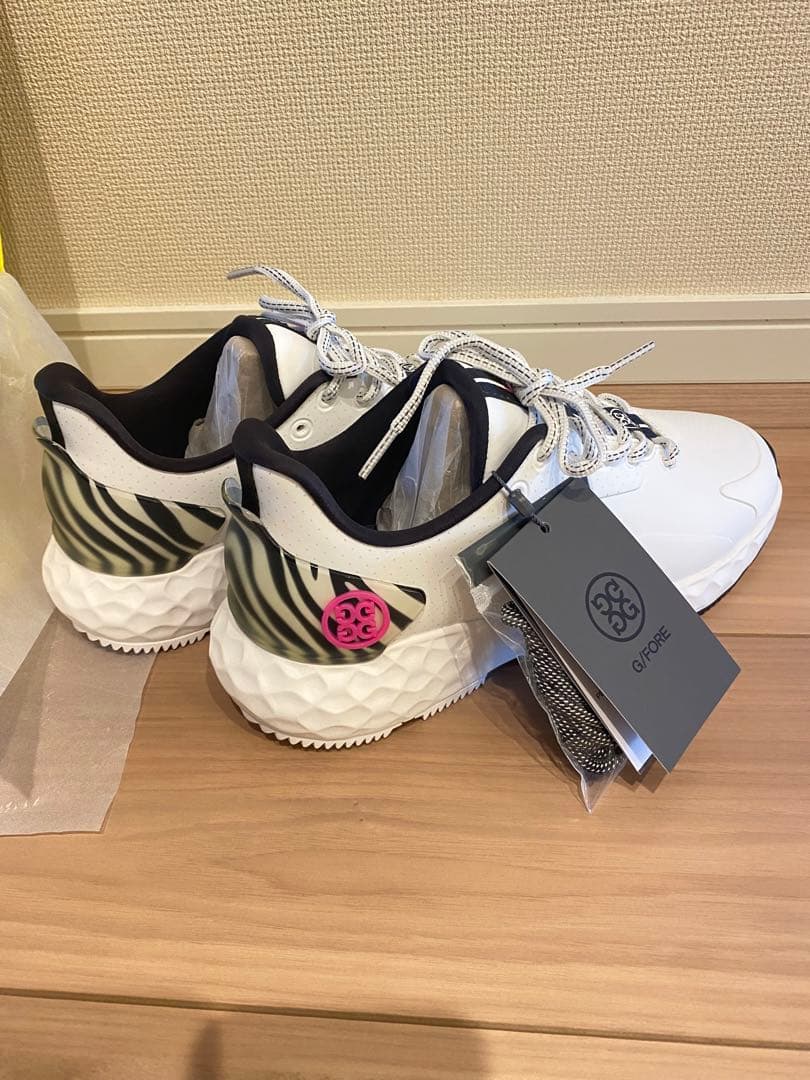 新品 未使用品 MG4PLUS ゴルフシューズ ホワイト