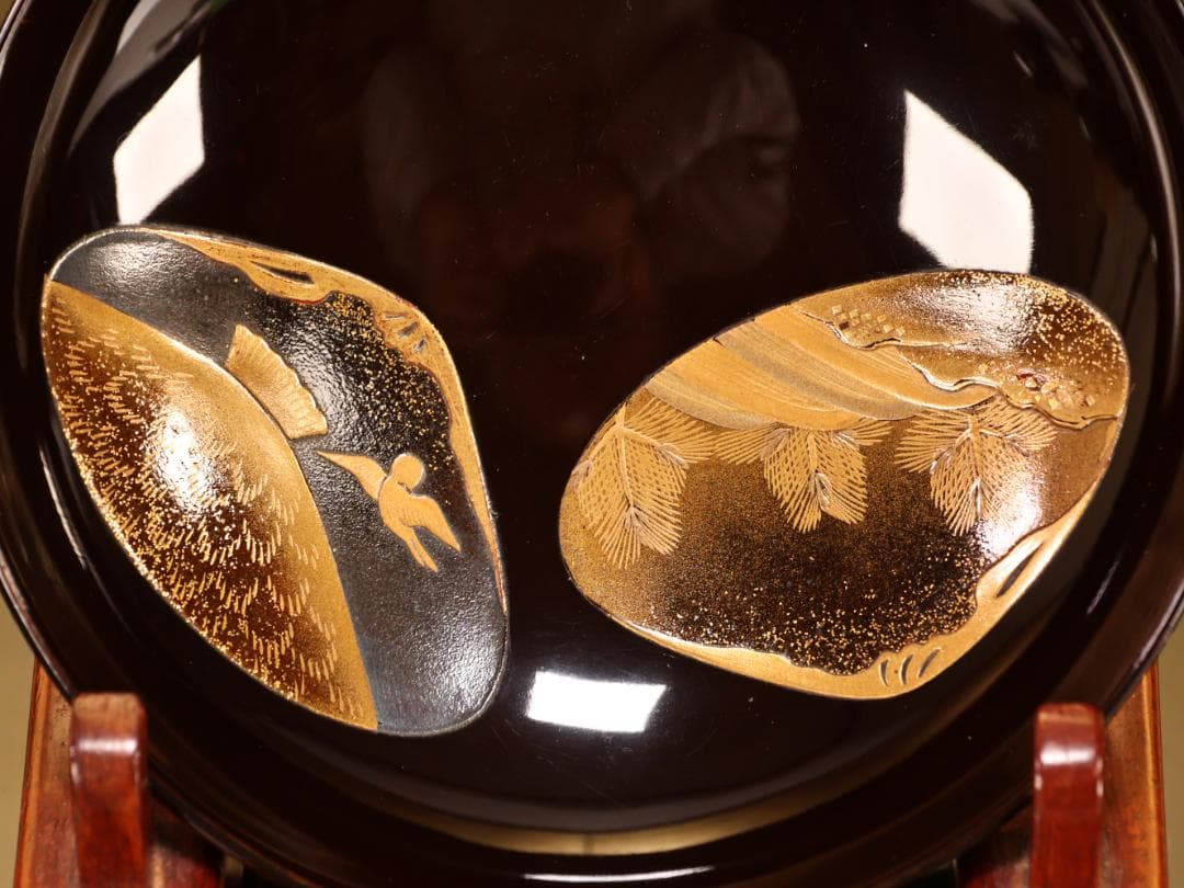 BK423　時代輪島塗　図替り　貝尽くし図金蒔絵　吸物椀　二客　木製　懐石 菓子