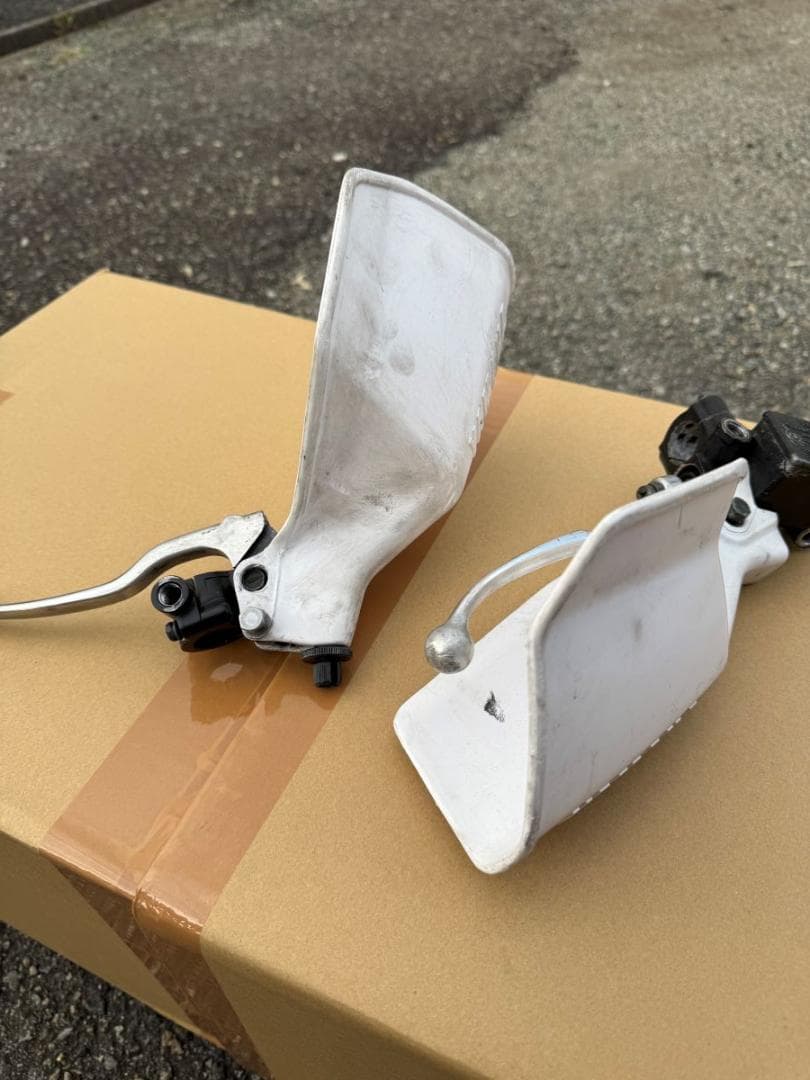 ブレーキレバー ホワイト + スプロケット C4205-13T