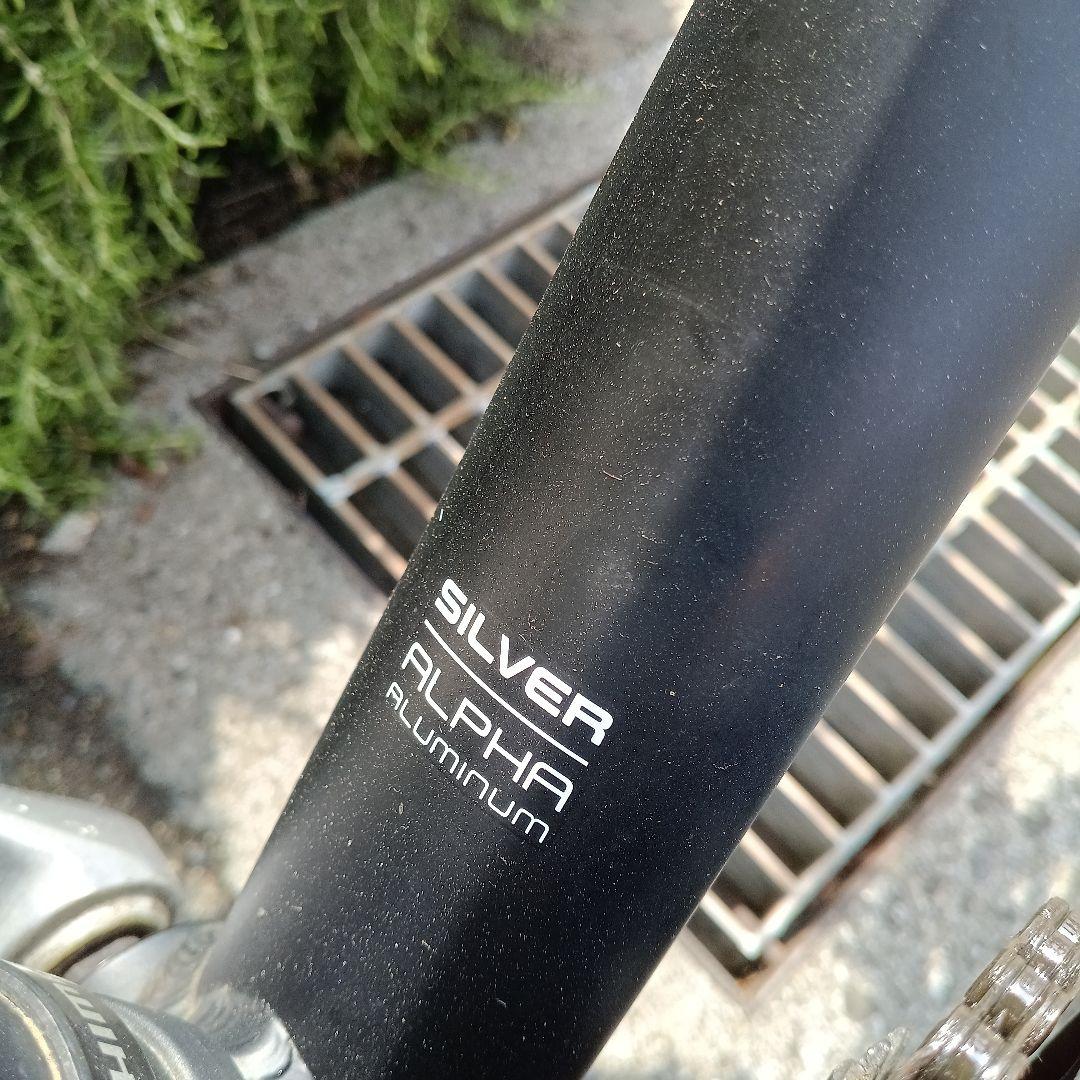 h*4様 TREK 24速 ブラック自転車