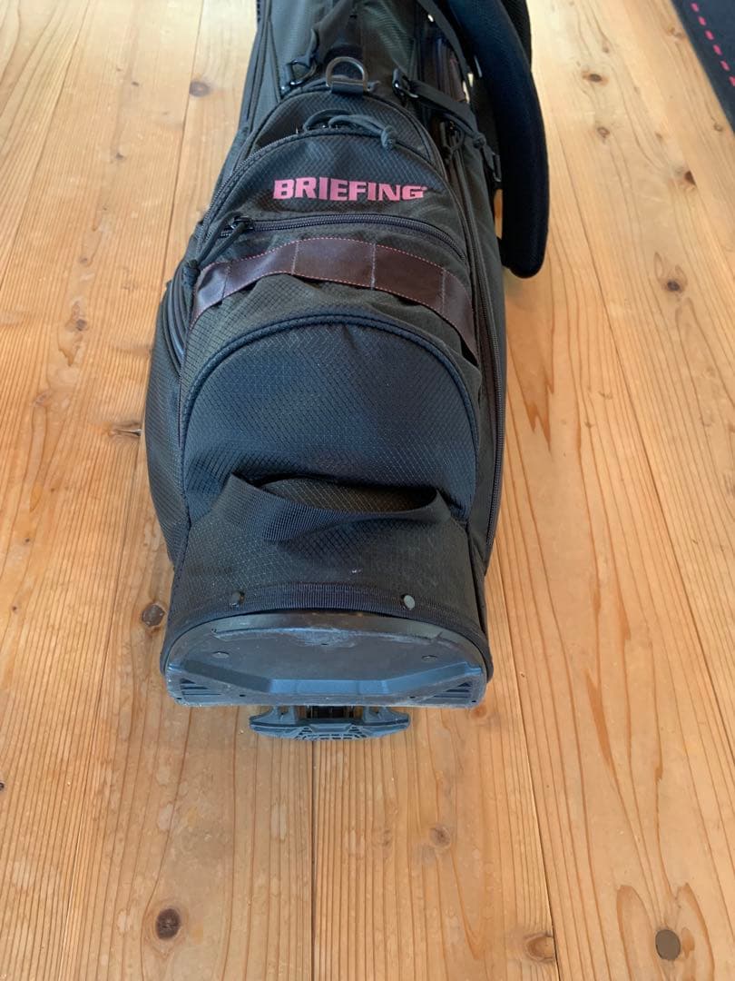 BRIEFING ゴルフキャディバッグ ネームプレート付ヘッドカバーセット